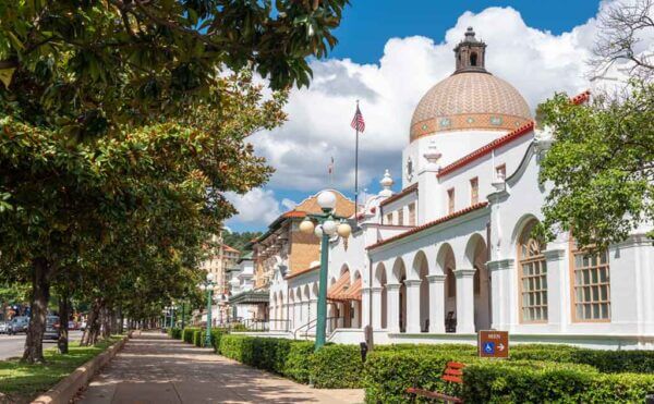 Attractions in Hot Springs Arkansas - Amora V